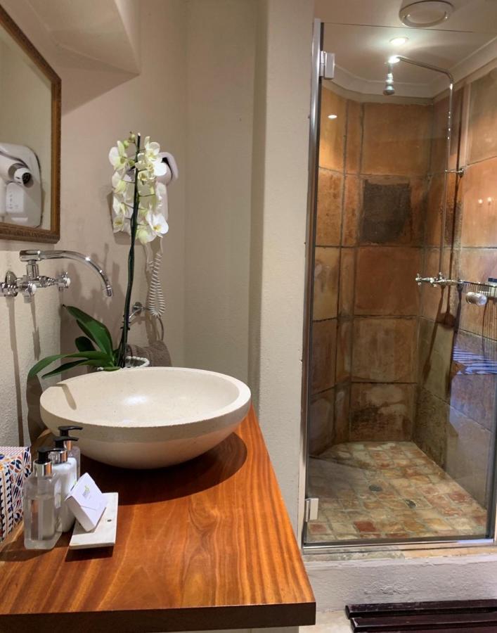 Ikhaya Safari Lodge Fokváros Kültér fotó